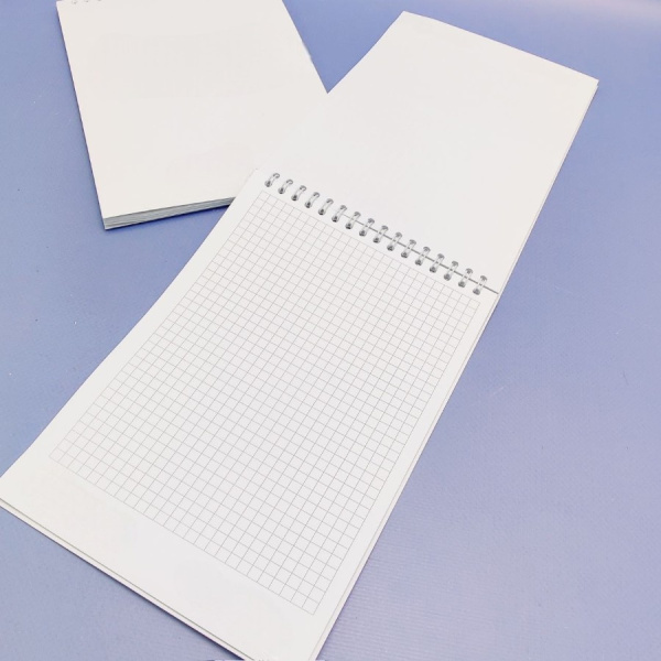 Блокнот A5 белый, внутри клетка (плотность 80г/м2, 48 листов) с индивидуальным ЛОГОтипом (наше производство), с печатью